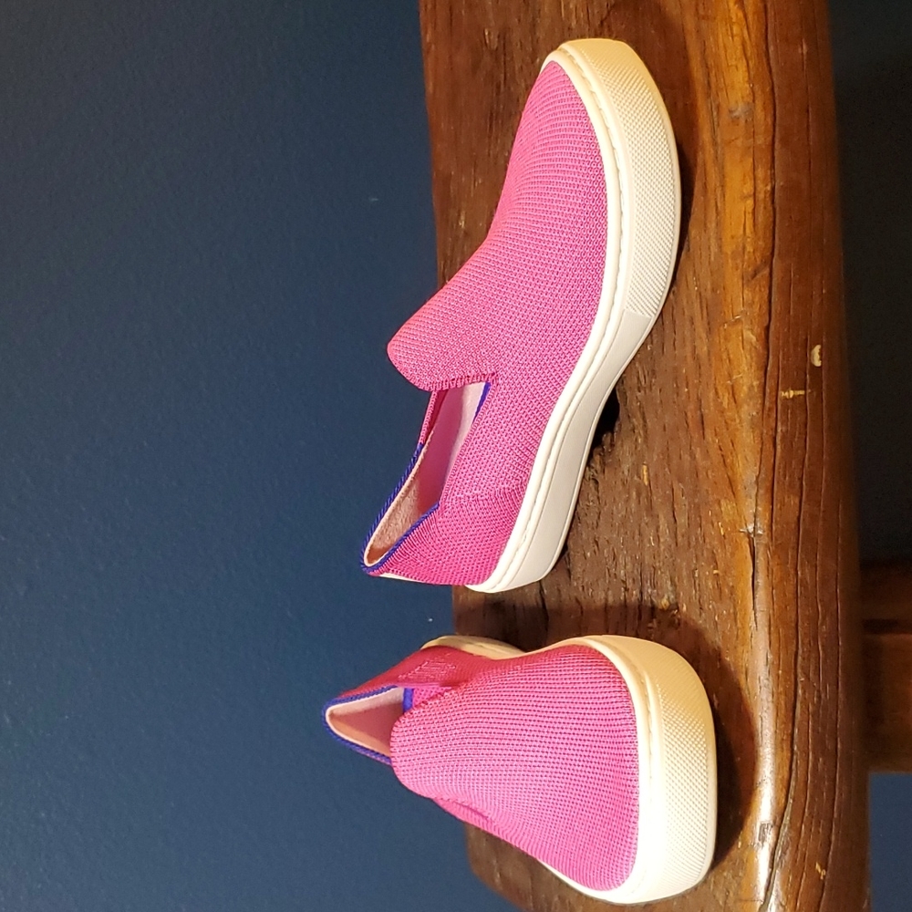 Rothy's bubblegum kids loafer
